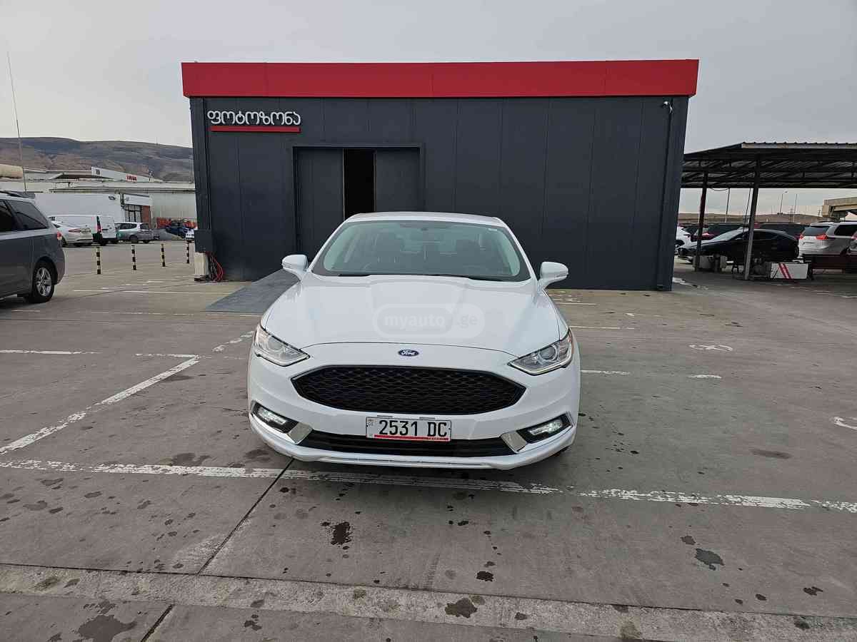 Ford Fusion 2018 — photo 2