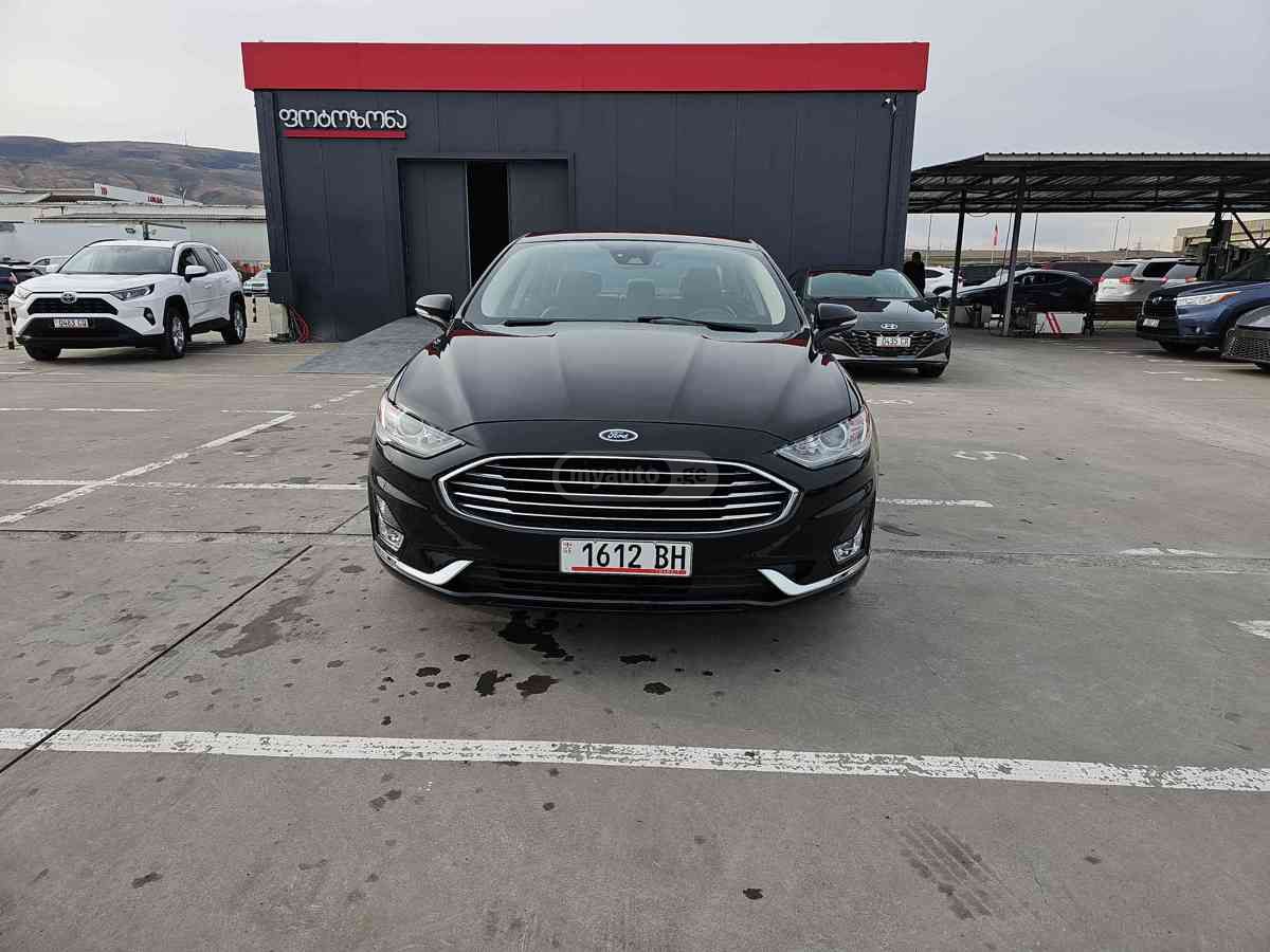 Ford Fusion 2019 — photo 2