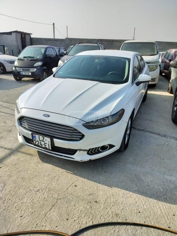 Ford Fusion 2014 — photo 2
