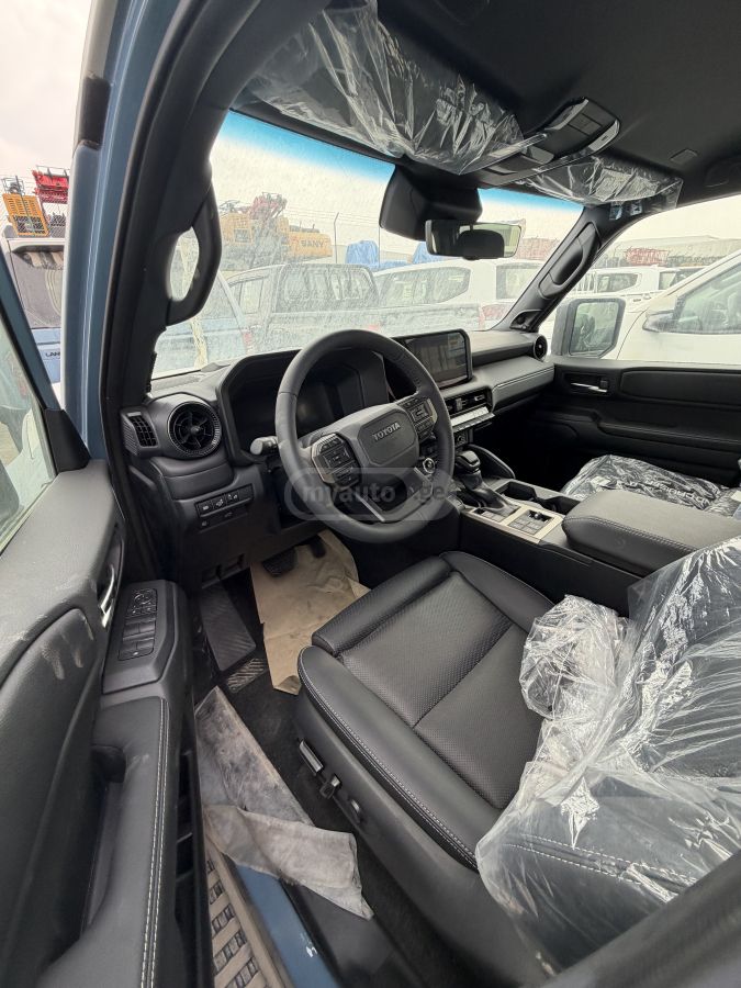 Toyota Land Cruiser Prado 2024 — photo 2