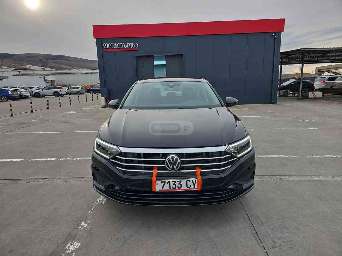 Volkswagen Jetta 2021 — photo 2