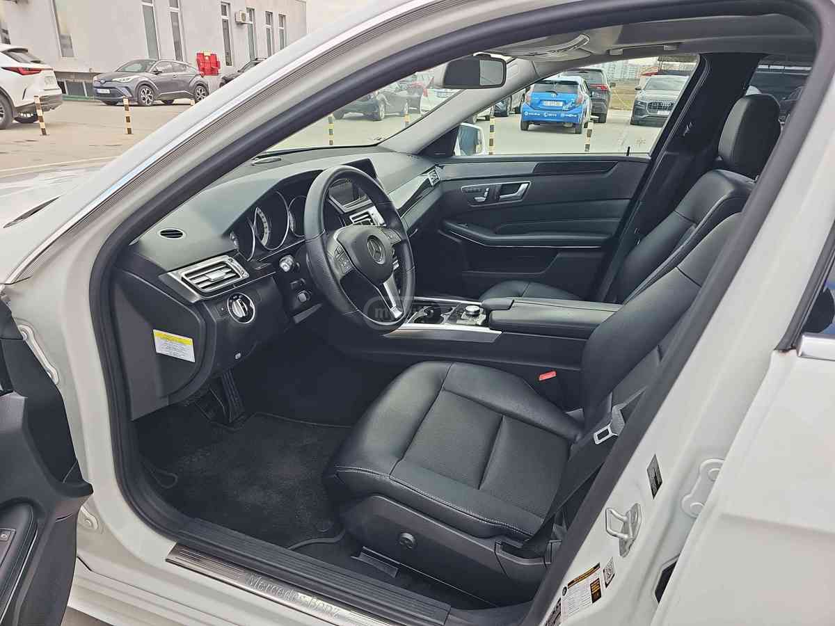 Mercedes-Benz E 350 2014 — photo 2