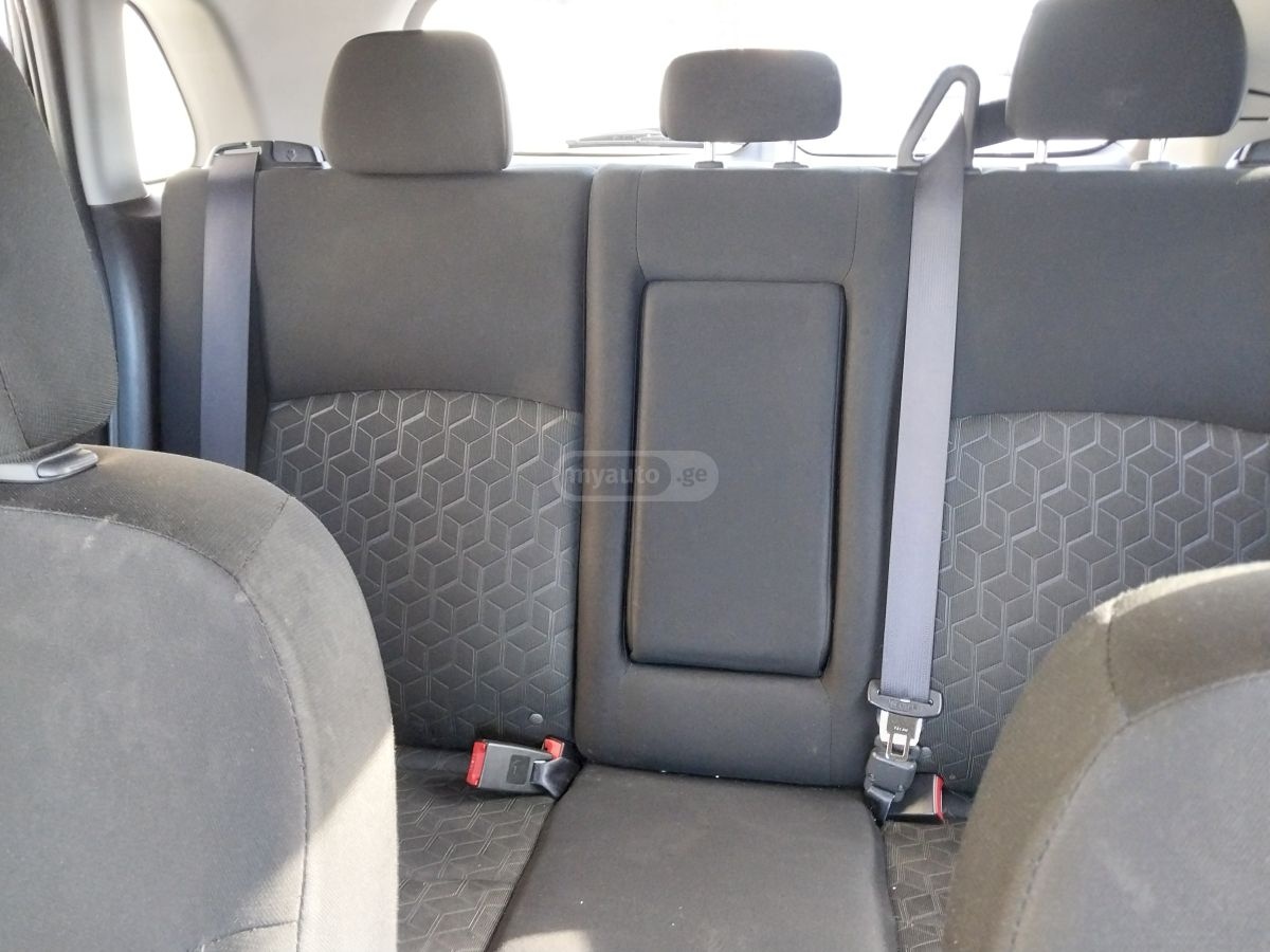 Mitsubishi Outlander Sport 2022 — photo 2
