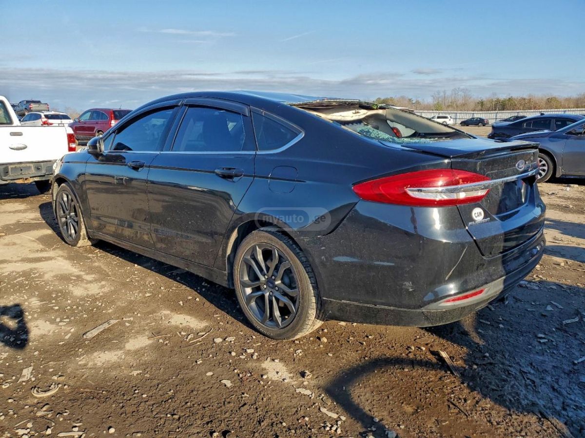 Ford Fusion 2018 — photo 2
