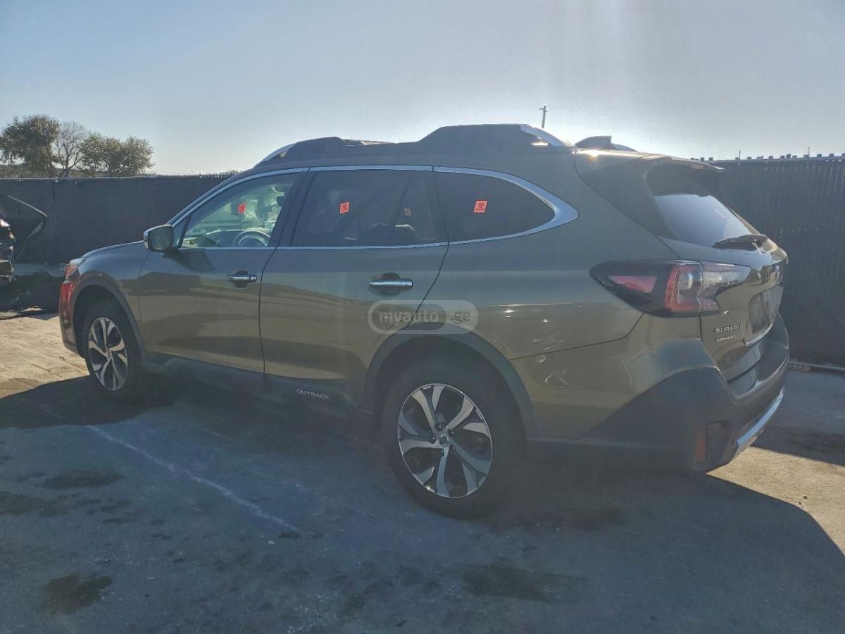 Subaru Outback 2022 — photo 2