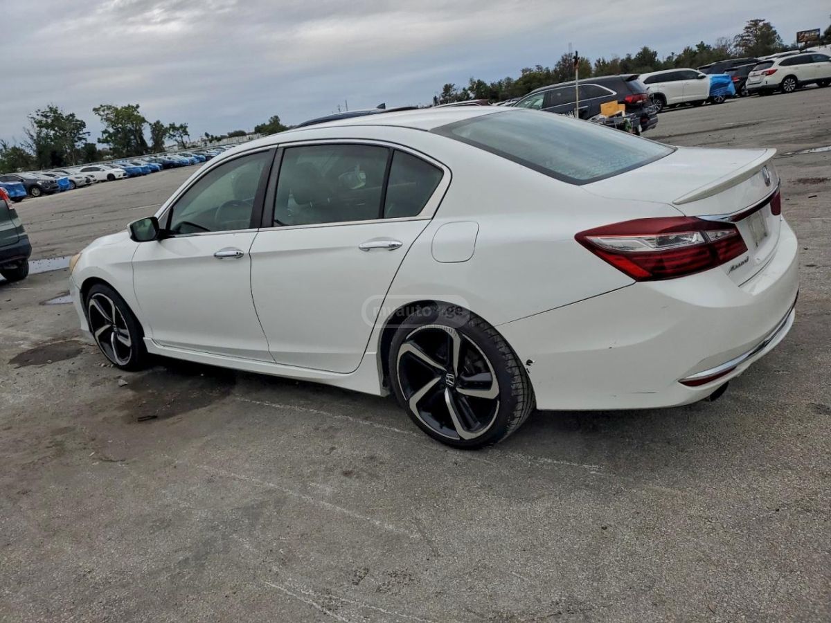 Honda Accord 2016 — photo 2