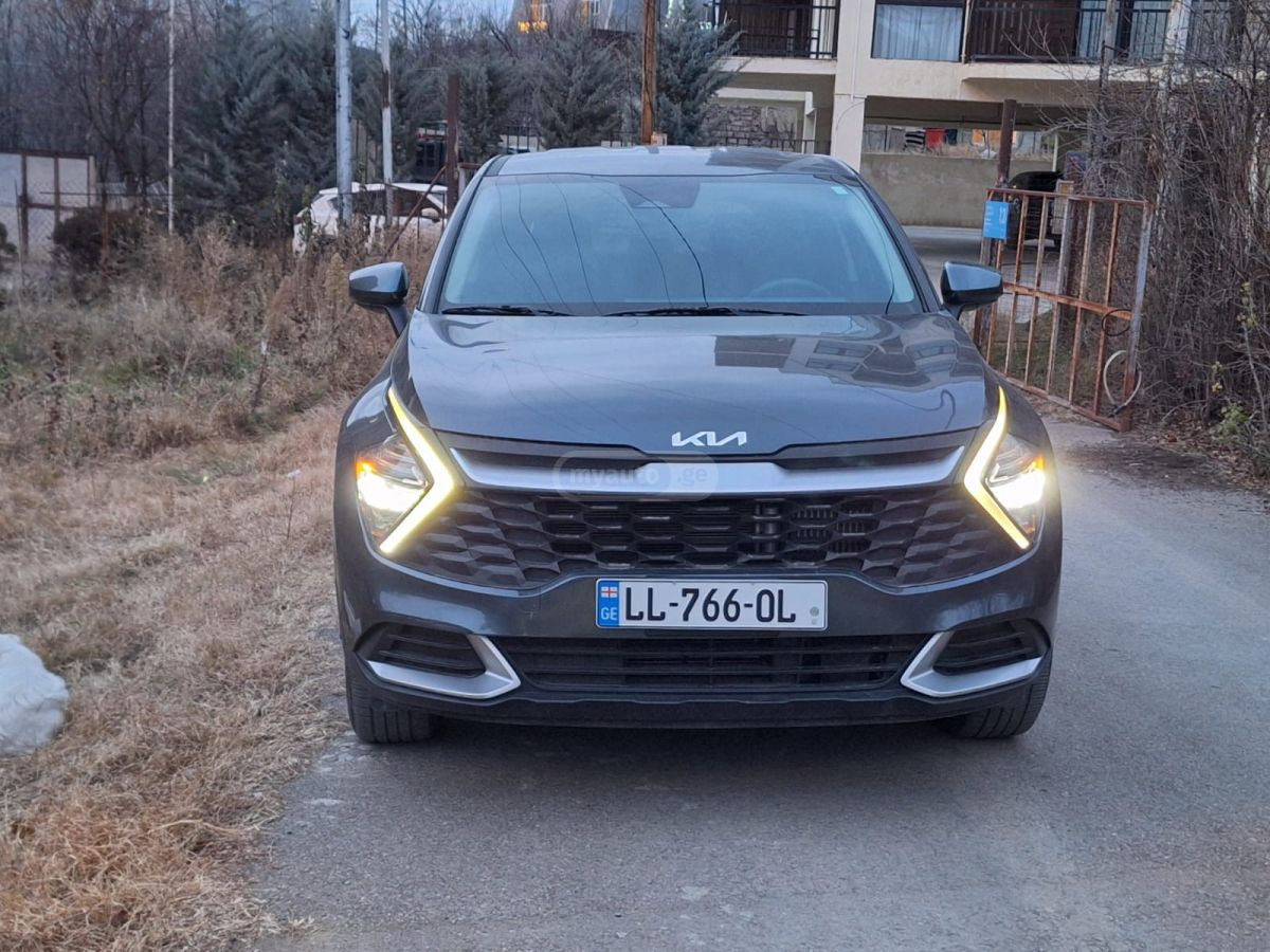 Kia Sportage 2023 — photo 2