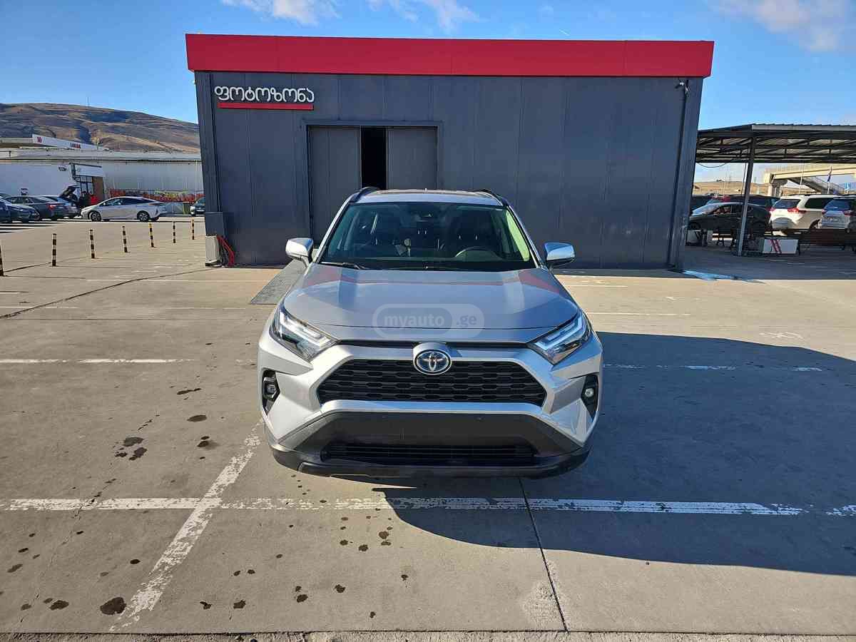 Toyota RAV4 2023 — photo 2