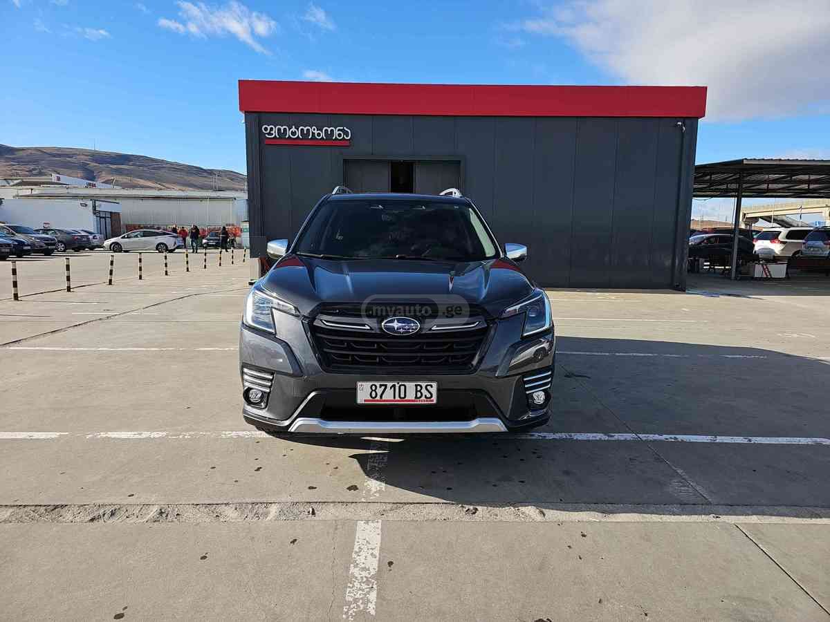 Subaru Forester 2023 — photo 2
