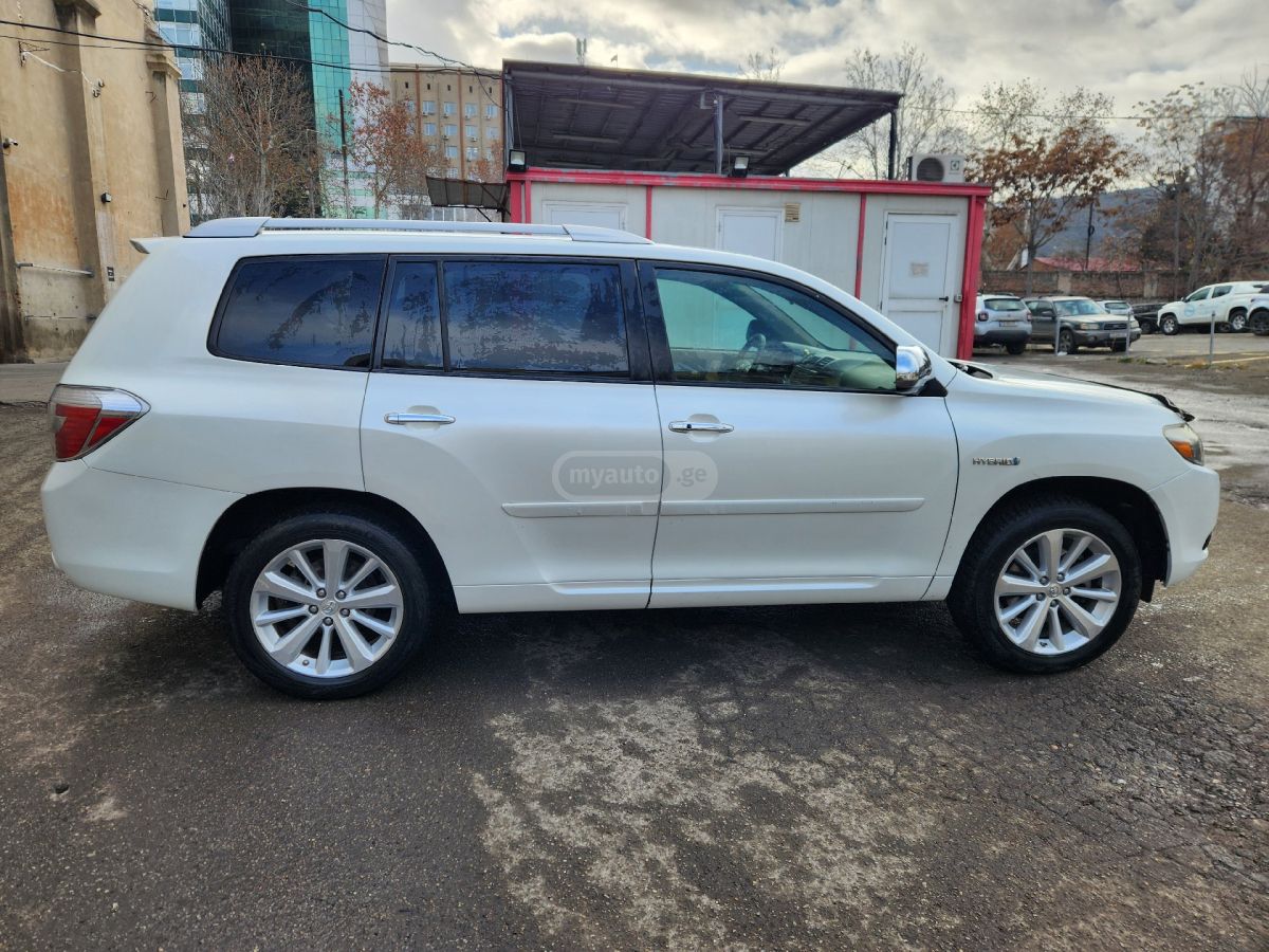 Toyota Highlander 2008 — photo 2