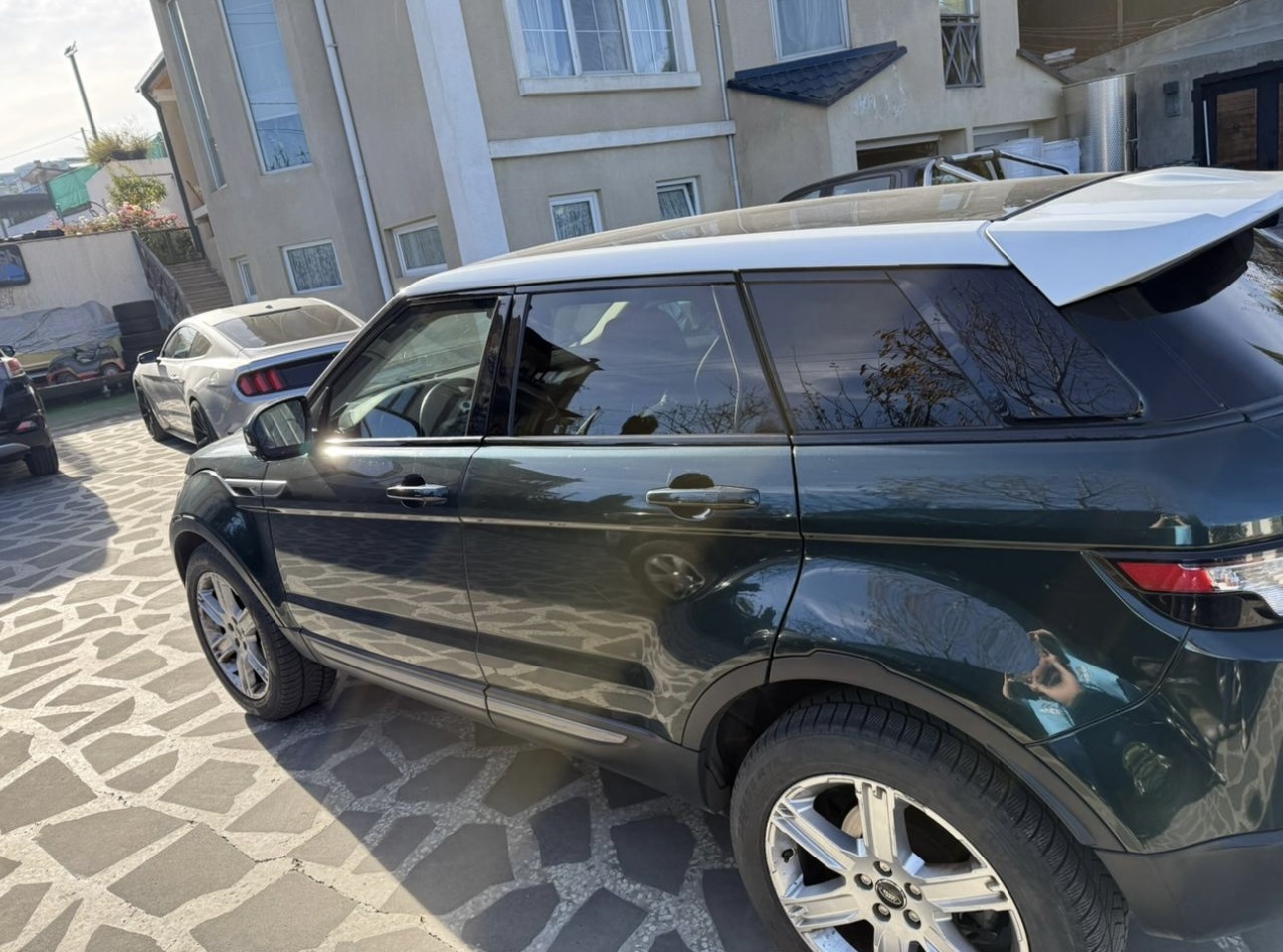 Land Rover Range Rover Evoque 2012 — photo 2