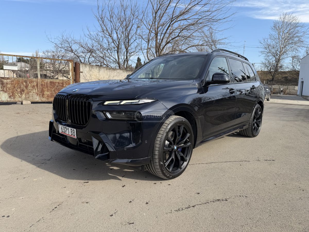 BMW X7