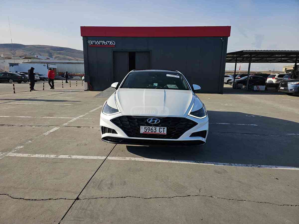 Hyundai Sonata 2022 — photo 2