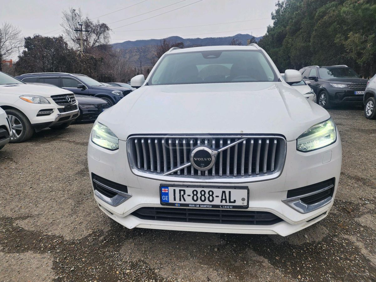 Volvo XC90 2023 — photo 2