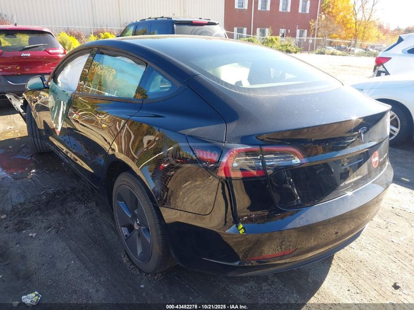 Tesla Model 3 2022 — photo 2