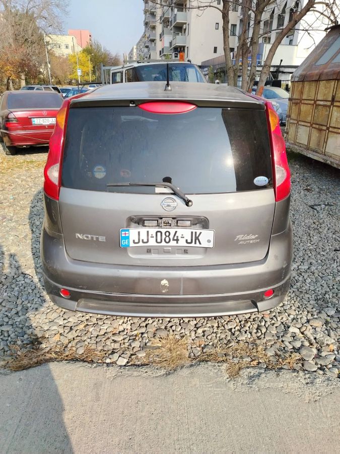 Nissan Note 2006 — photo 2