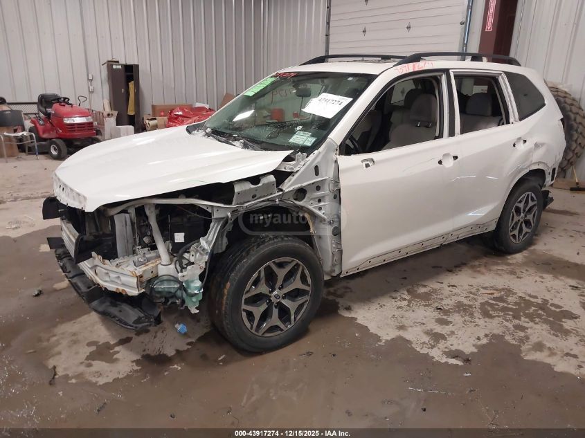 Subaru Forester 2019 — photo 2