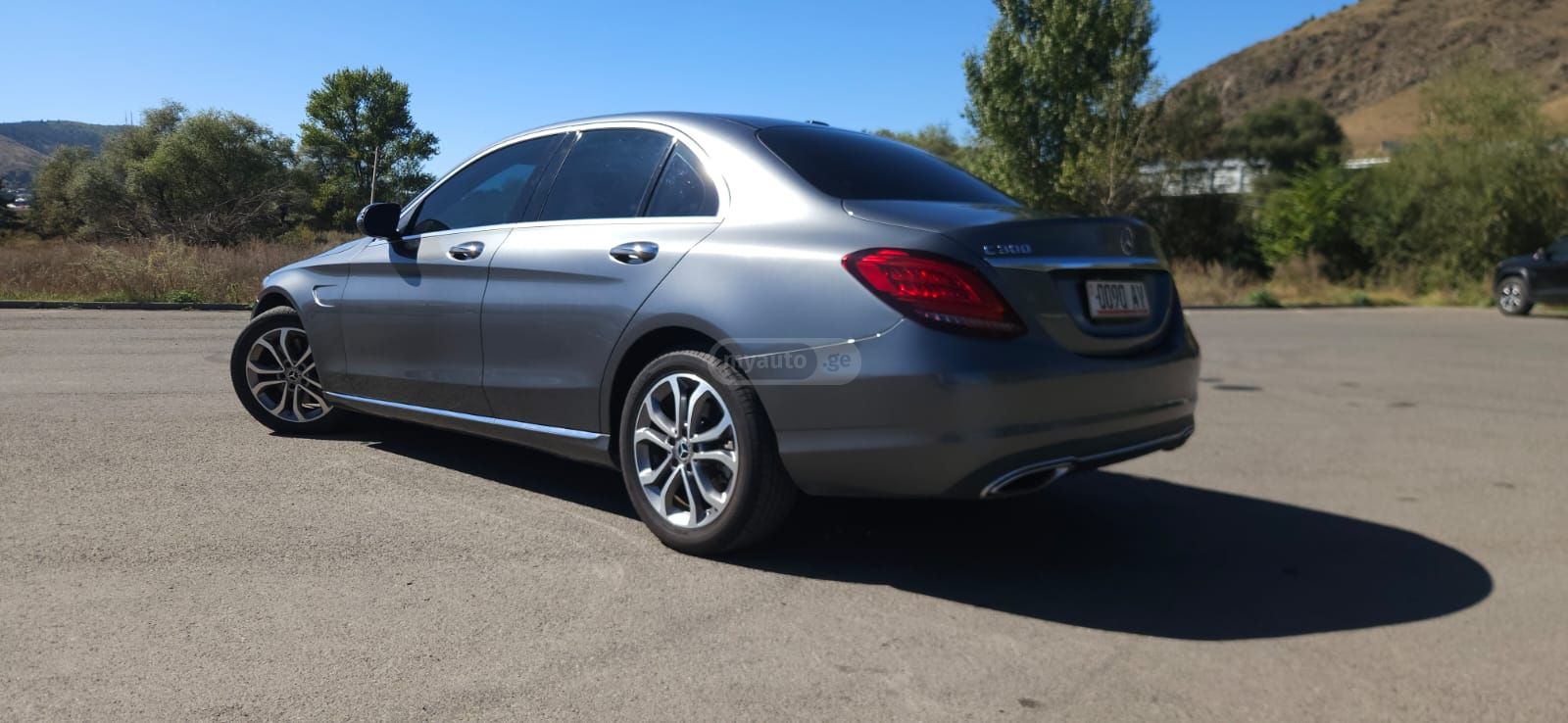 Mercedes-Benz C 300 2019 — photo 2