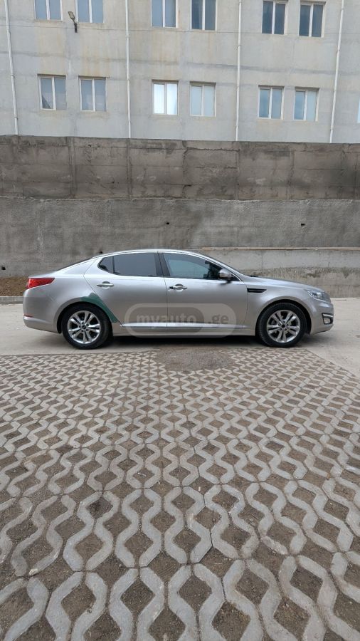 Kia Optima 2012 — photo 2
