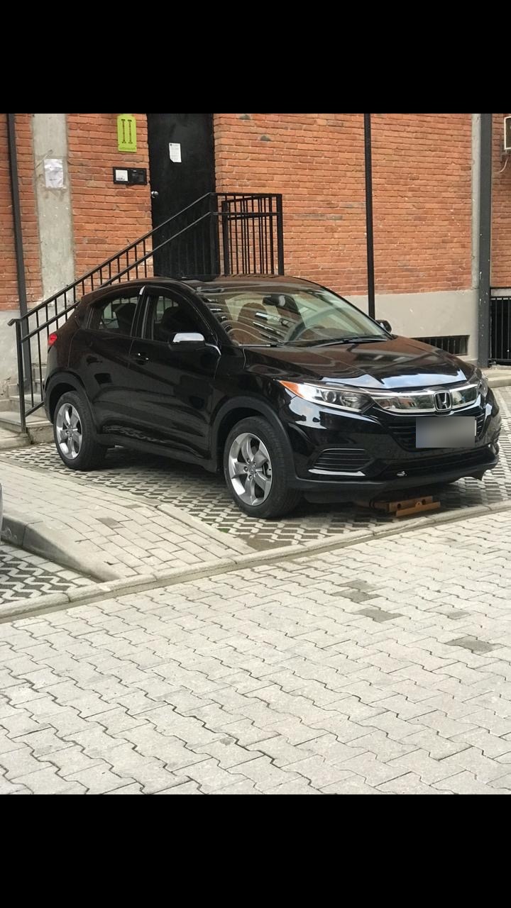 Honda HR-V 2019 — photo 2