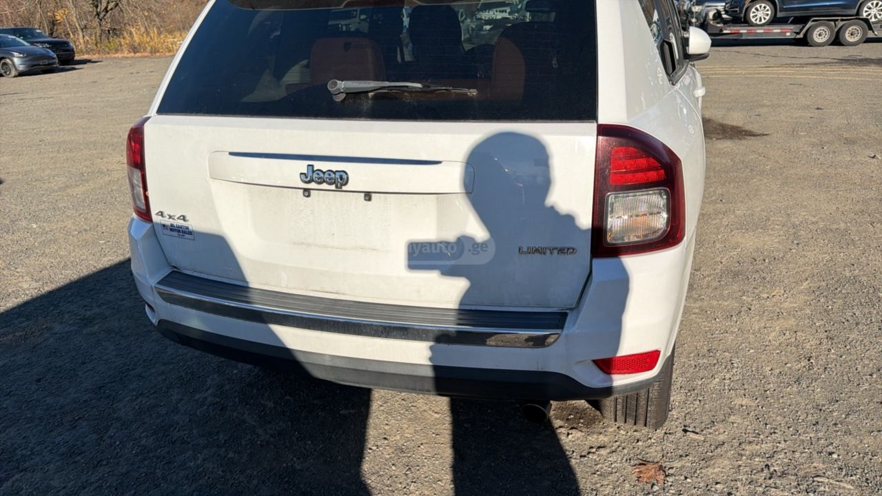 Jeep Compass 2013 — photo 2