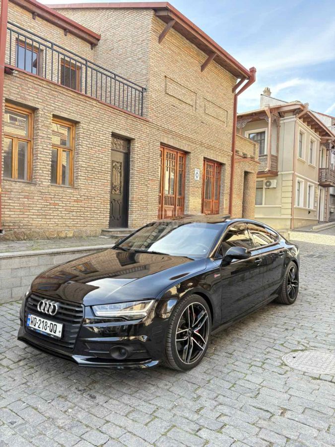 Audi A7 2017 — photo 2