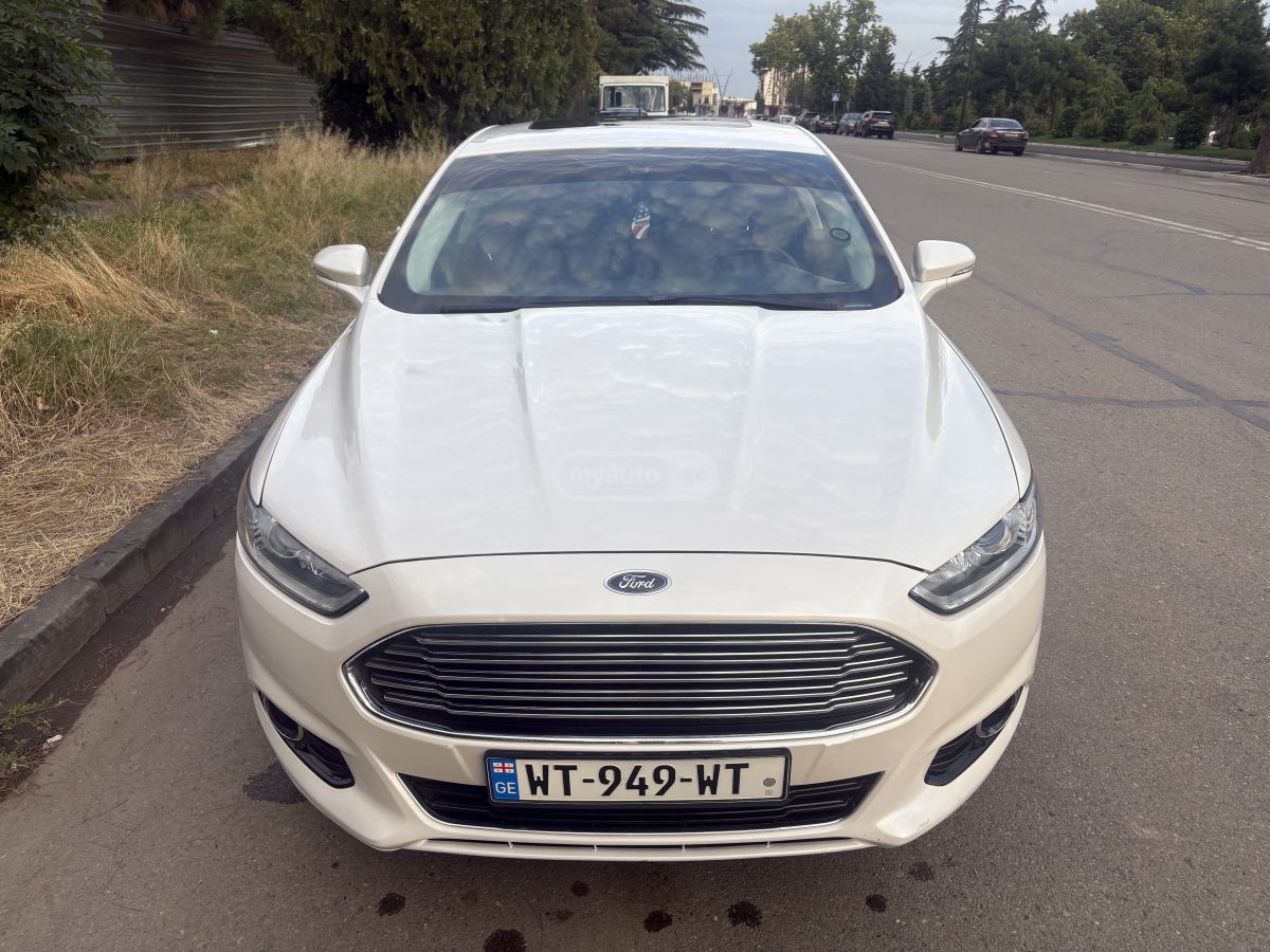 Ford Fusion 2013 — photo 2