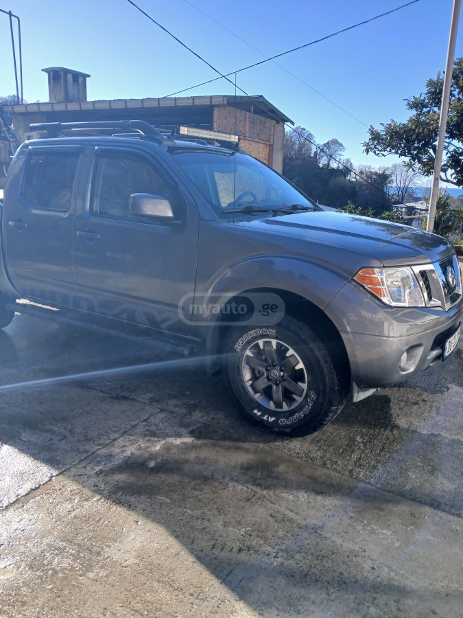 Nissan Frontier 2016 — photo 2