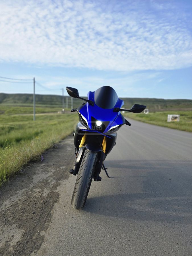 Yamaha YZF-R 7 2023 — photo 2