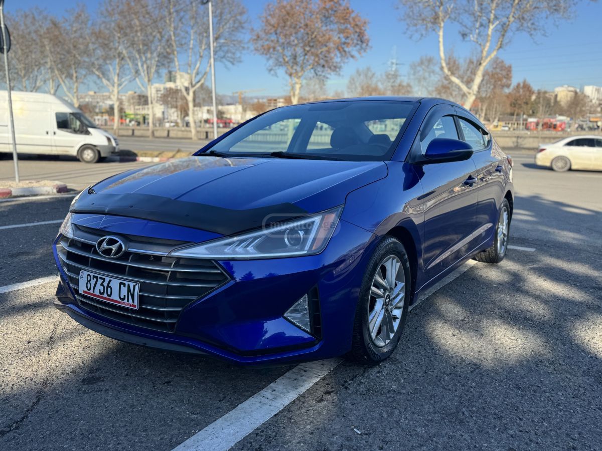 Hyundai Elantra 2020 — photo 2