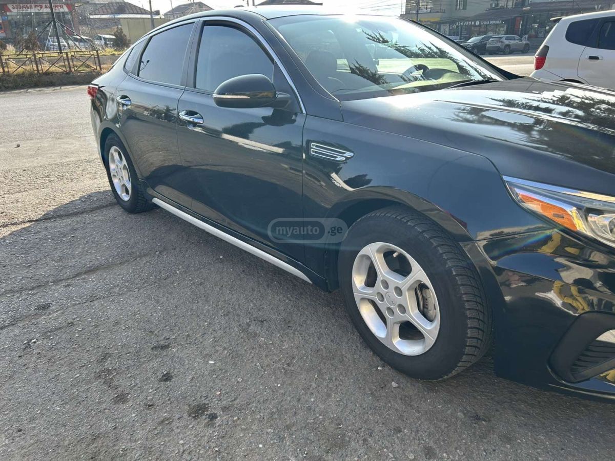Kia Optima 2019 — photo 2