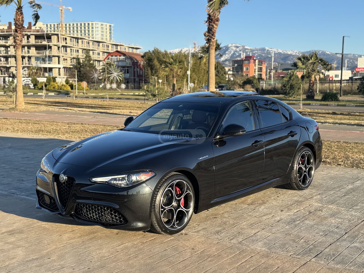 Alfa Romeo Giulia