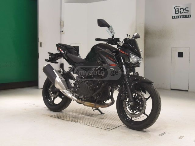 Kawasaki Z 400 2023 — photo 2