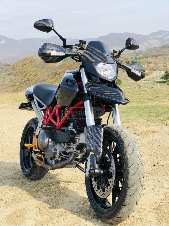 Pontiac Hypermotard 950 2011 — photo 2