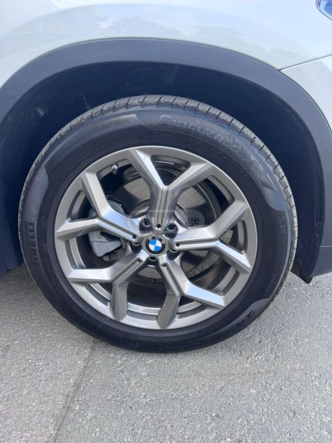 BMW X3 2021 — photo 2
