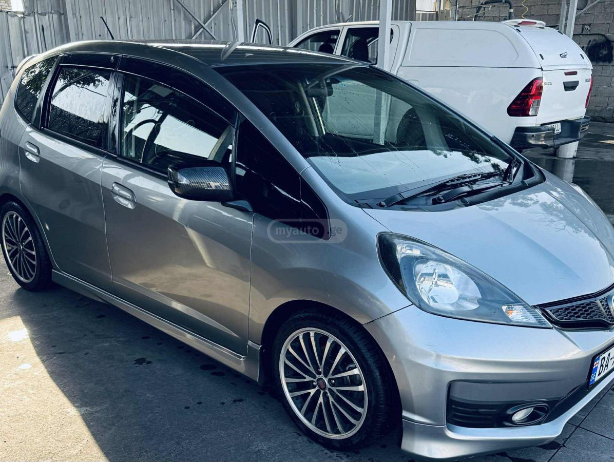 Honda Fit 2012 — photo 2