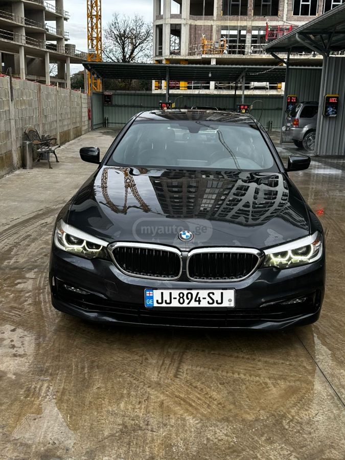 BMW 530