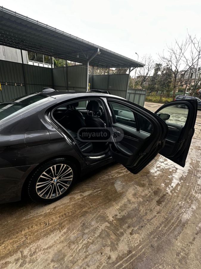 BMW 530 2017 — photo 2