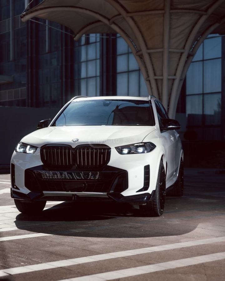 BMW X5 2022 — photo 2