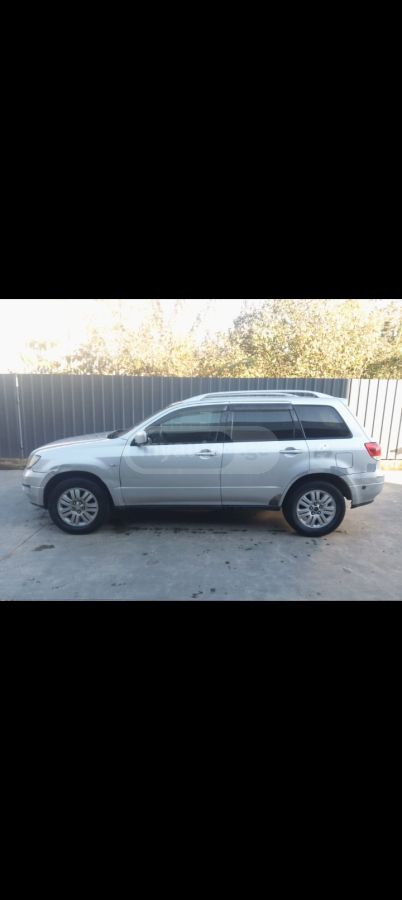 Mitsubishi Airtrek 2002 — photo 2