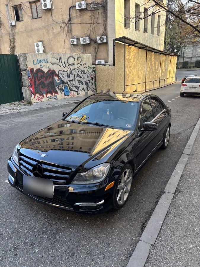 Mercedes-Benz C 300