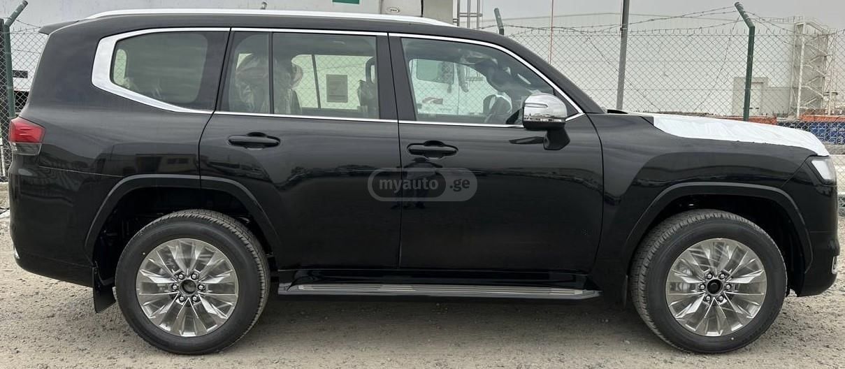 Toyota Land Cruiser 2025 — photo 2