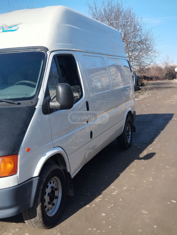 Ford Transit 1996 — photo 2