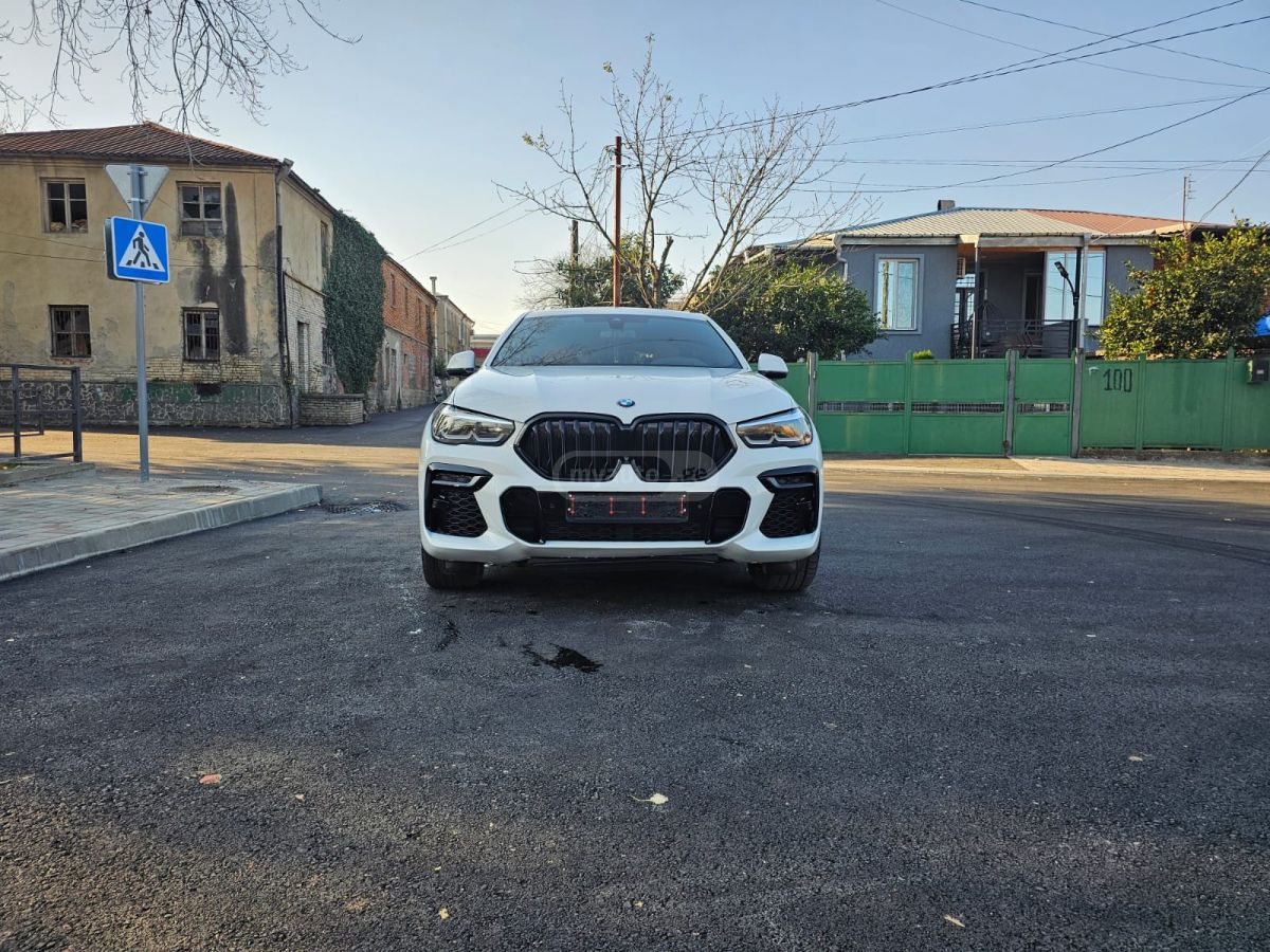 BMW X6 2022 — photo 2