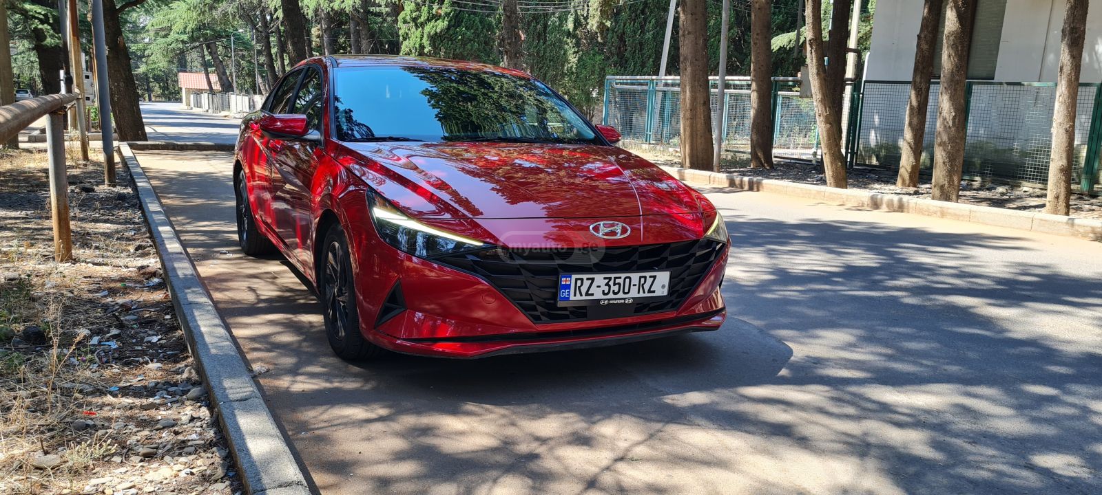 Hyundai Elantra 2022 — photo 2