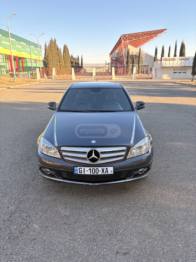 Mercedes-Benz C 300
