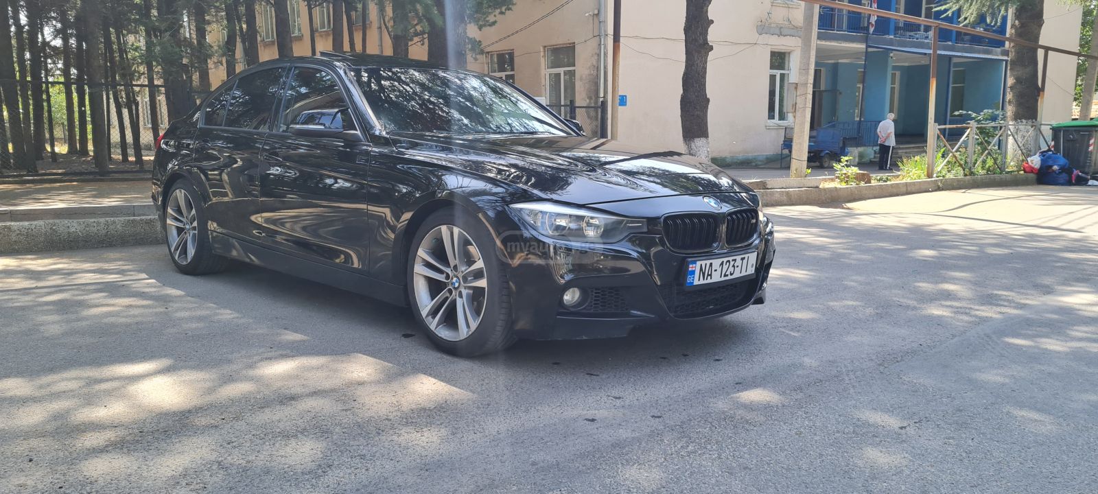 BMW 328 2014 — photo 2