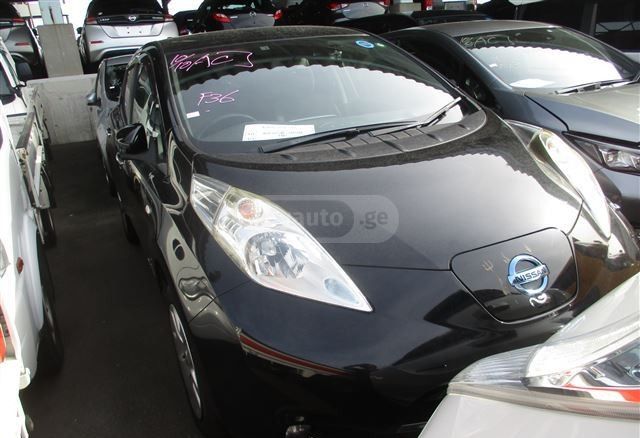 Nissan Leaf 2016 — photo 2