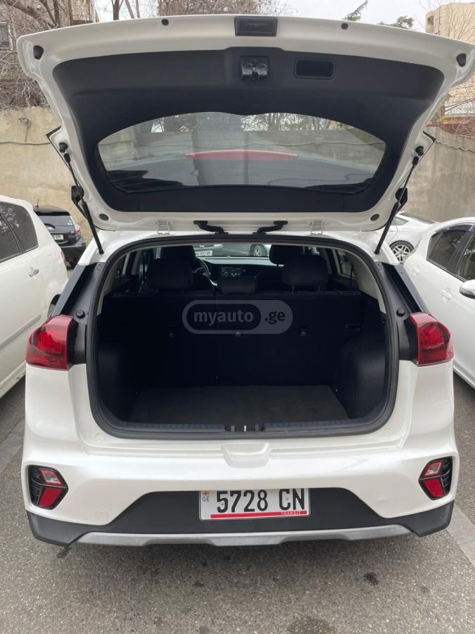 Kia Niro 2021 — photo 2