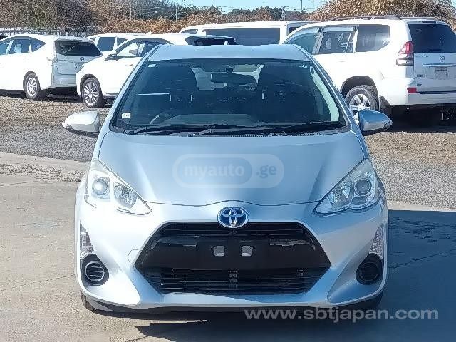 Toyota Aqua 2015 — photo 2
